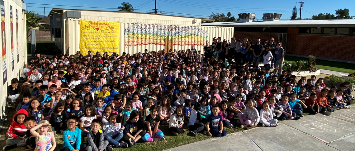 Stanley Scholars Pledge to be Kind